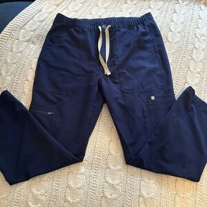 Figs men’s scrub pants